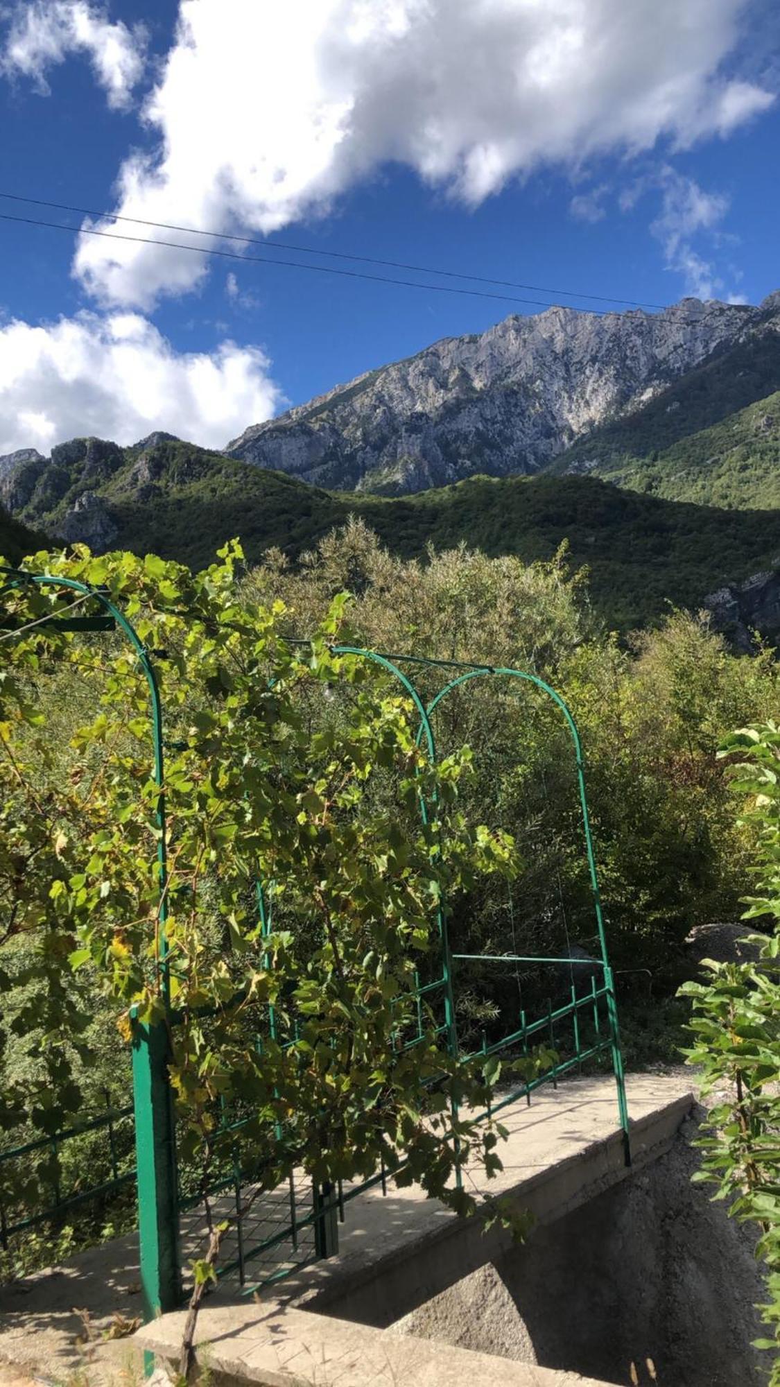 Kuca Za Odmor Diva Villa Mostar Buitenkant foto